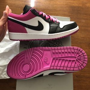 Nike Air Jordan 1 Low SE Pink Fuchsia Men’s Shoe
